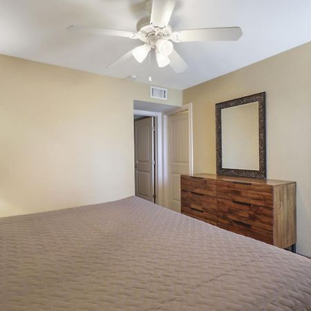 Ground Floor Beachfront Beauty! Steps To The Beach And Pool جنوب جزيرة بادري الغرفة الصورة